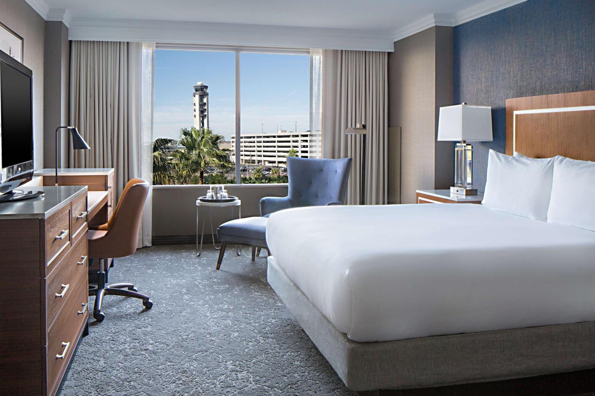 Hilton New Orleans Airport Hotel Кенер Екстериор снимка