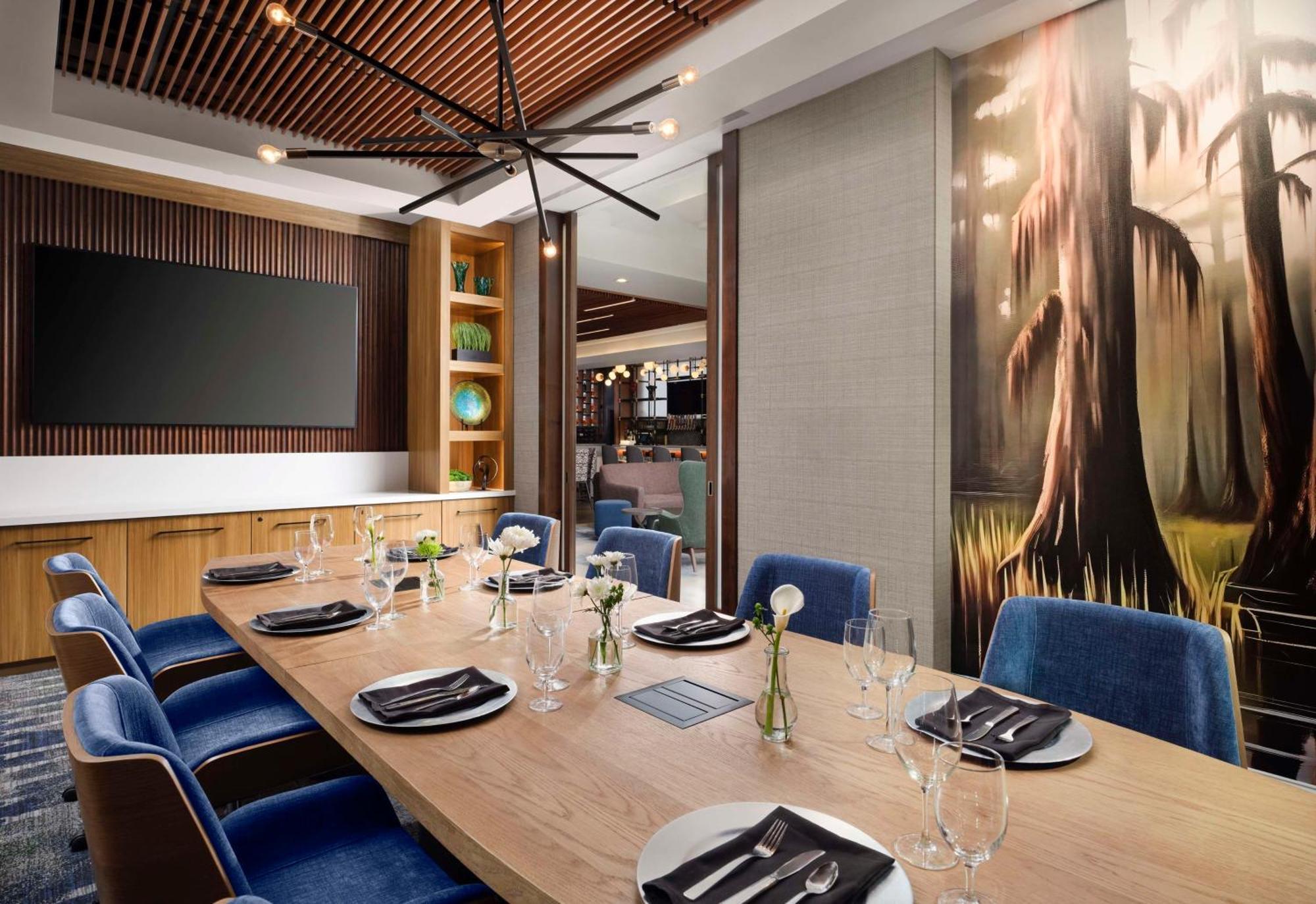Hilton New Orleans Airport Hotel Кенер Екстериор снимка