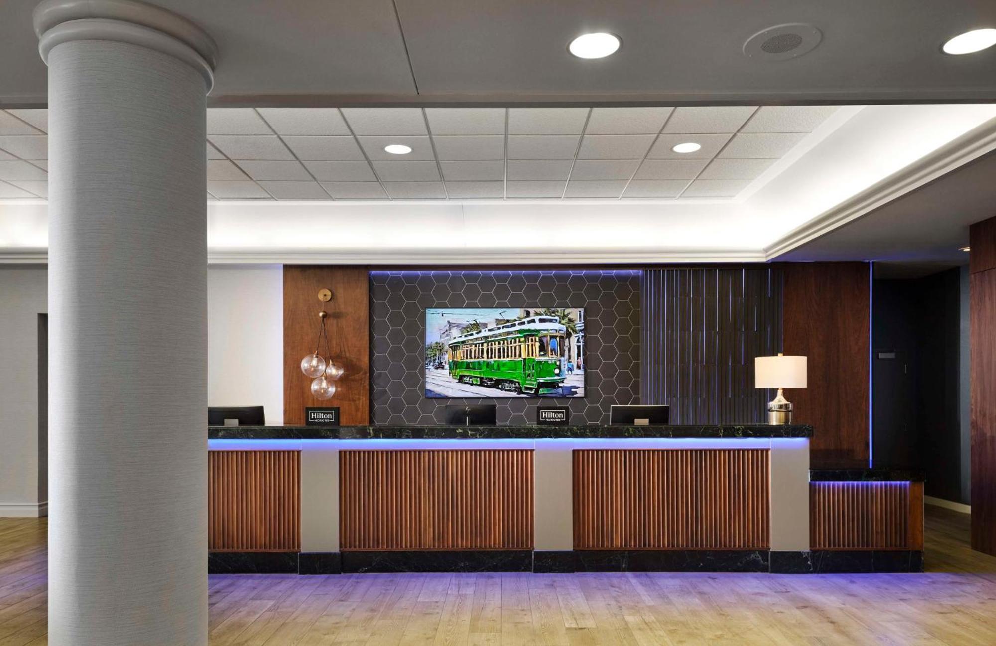 Hilton New Orleans Airport Hotel Кенер Екстериор снимка