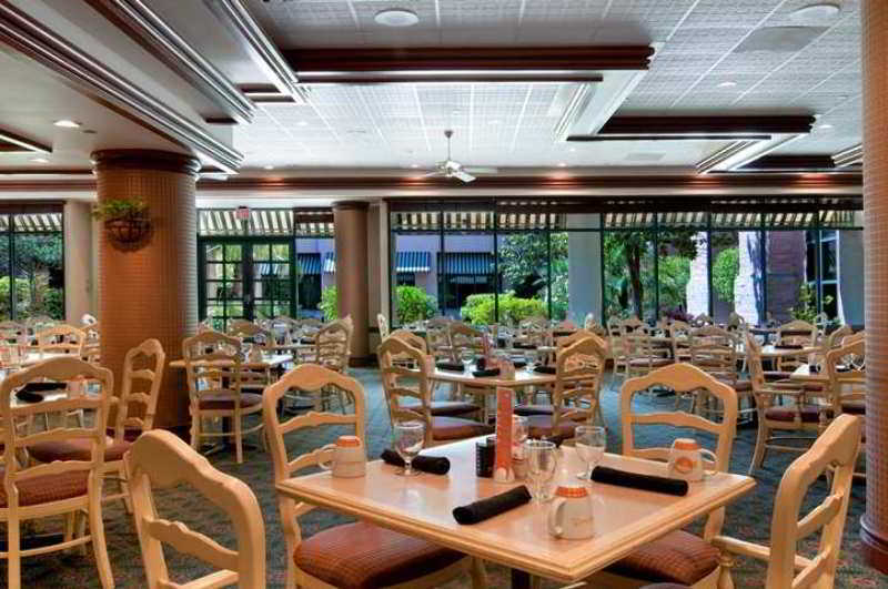 Hilton New Orleans Airport Hotel Кенер Ресторант снимка